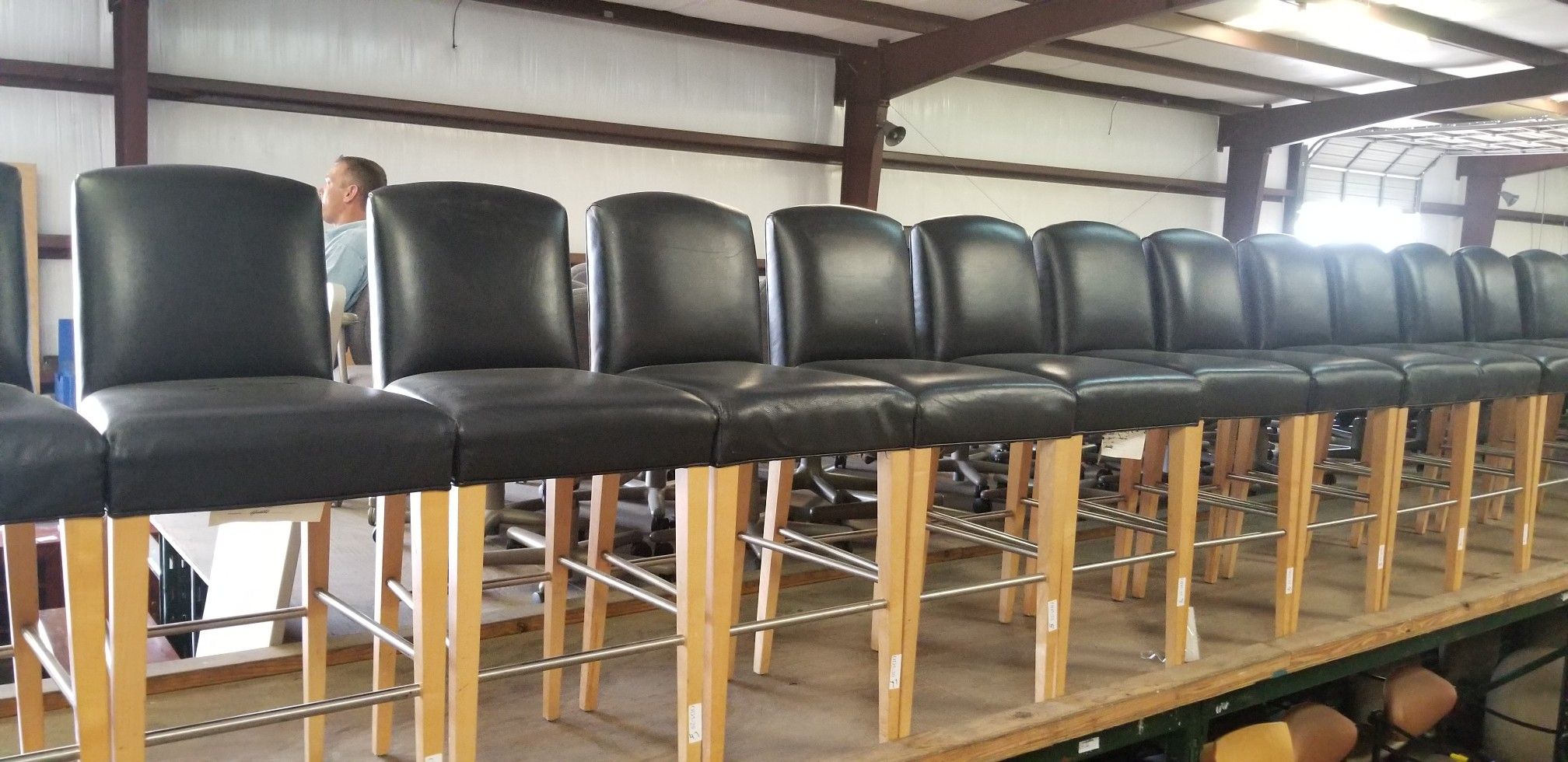 USED BAR STOOLS LIKE BRAND NEW FOR SALE!!!.24PCS AVAILABLE!!!!...EACH