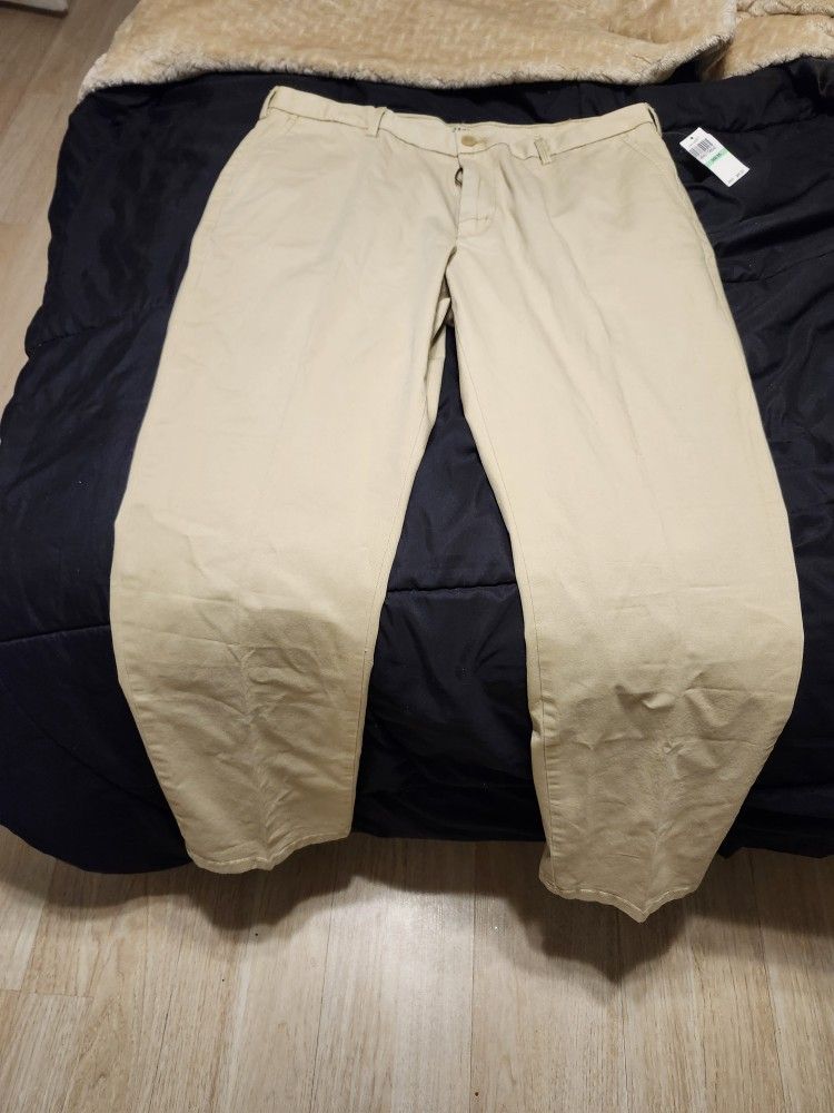 New IZOD Khaki Pants 34x32