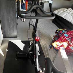 Pelaton Bike+ Like New $500