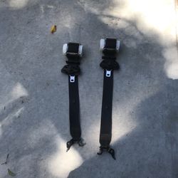 BMW E90 Sedan FRONT RIGHT UPPER SEAT BELTS