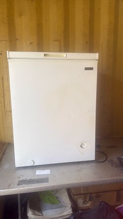 Vissani Deep Freezer