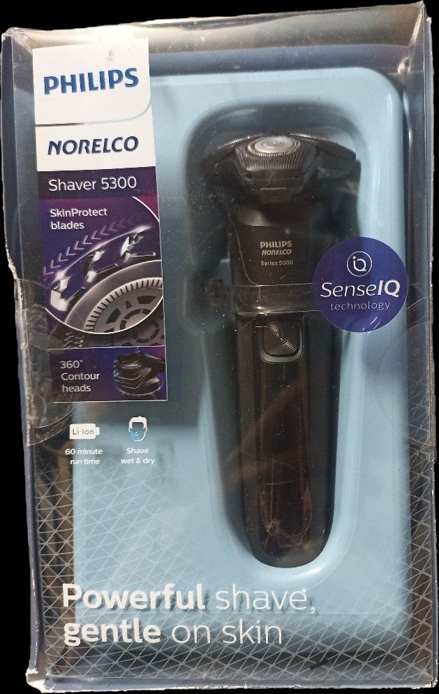 Philips Norelco Shaver 5300 Rechargeable Wet & Dry 