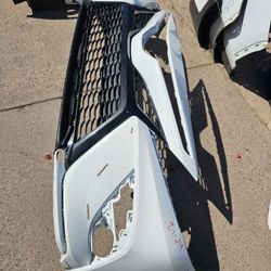 Toyota Camry Se Front Bumper Oem