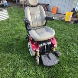 Electric Wheelchair / Jazzy 1121 