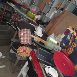 Restaurant Pans And Utensils 