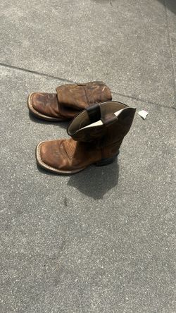 Boys Boots size 13 toddler 