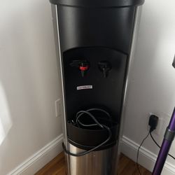 Water Dispenser