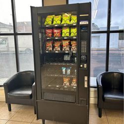 AMB350 Combo Snacks Vending Machine With Credit Card Reader 