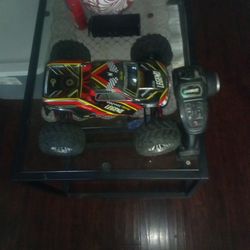 RACING LEGEND REMOTE CONTROL TRUCK