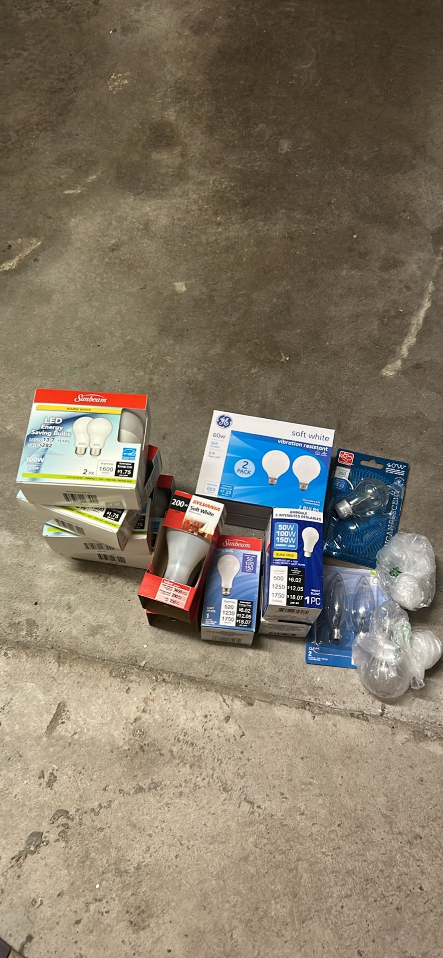 Assortment Of light bulbs