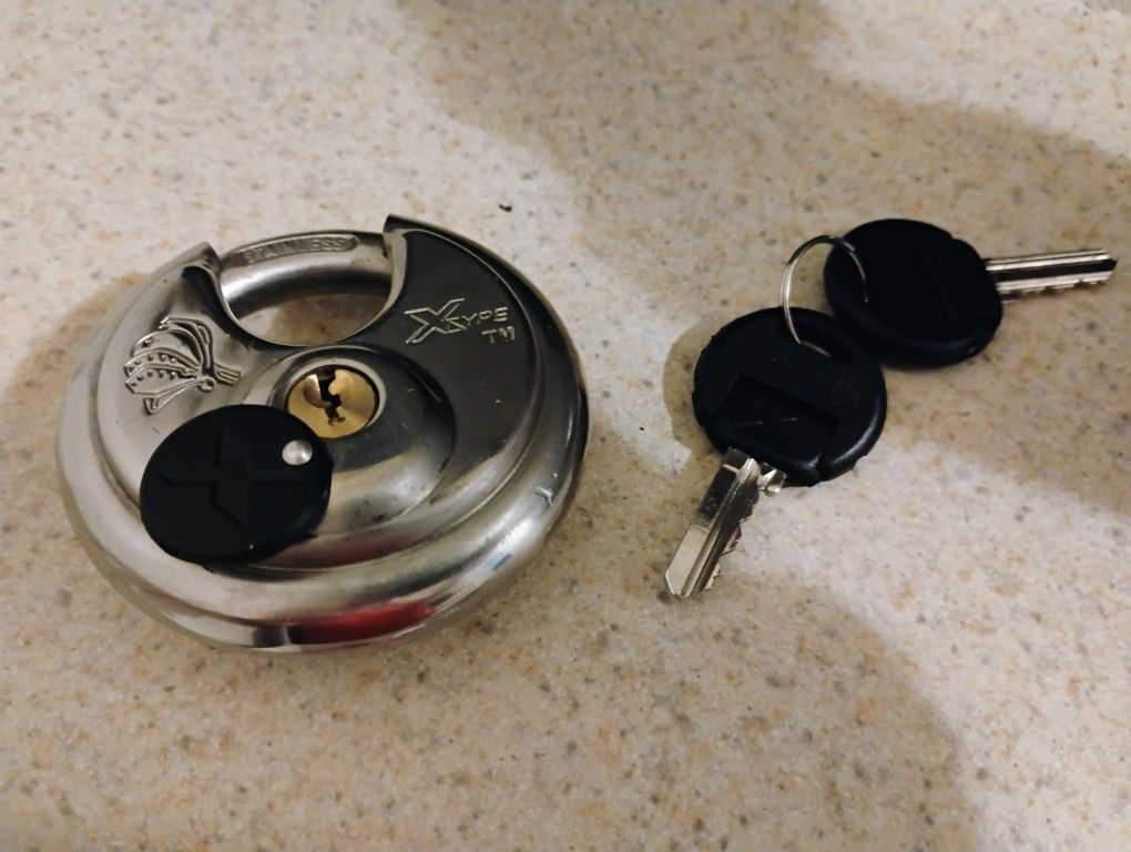 Heavy Duty Padlock With 2 Keys