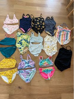 Girls swim wear