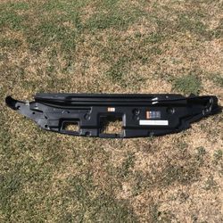 2017 - 2019 Ford F250 Radiator Cover