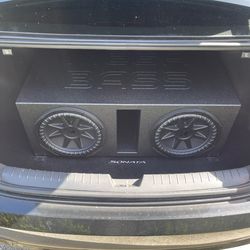 Kicker cvx 12s  ported box