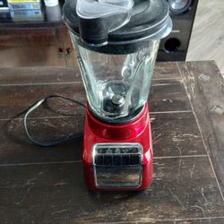 Red Blender