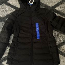 New Women’s Puffer Jacket Large 