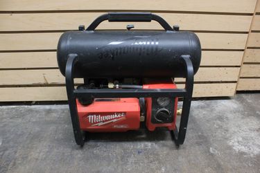 Milwaukee M18 2840-20 2 Gallon Compact Quiet Compressor TOOL ONLY