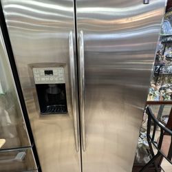 Side By Side Door Refrigerator 