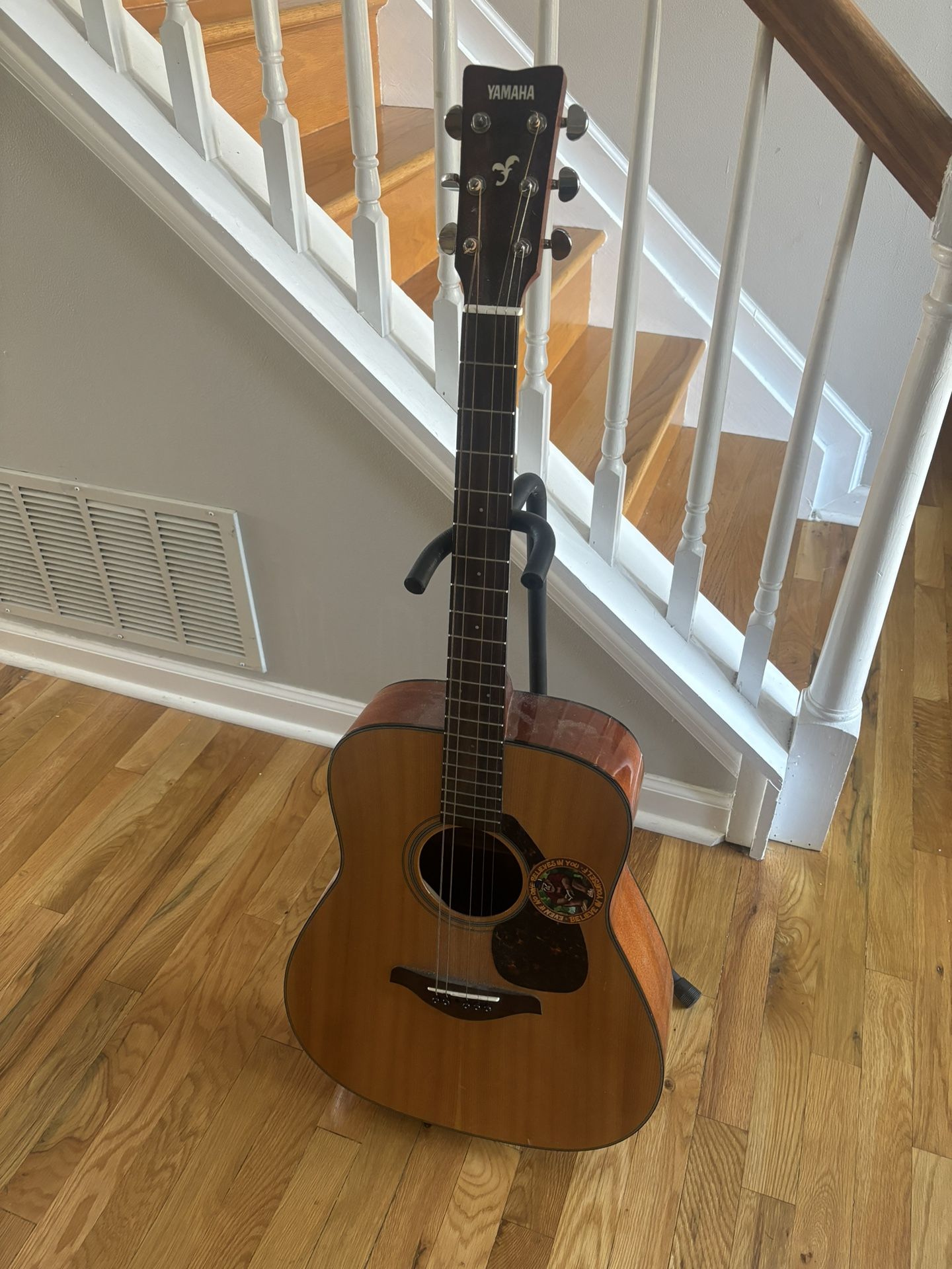 Yamaha Guitar W Stand