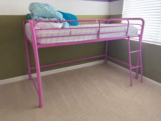 2 Kids bunk bed one new and one used