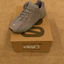 Yeezy Adidas 700 V2 Hospital Blue