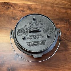Camp Chef Lewis And Clark Commemorative Cast Iron Dutch Oven 