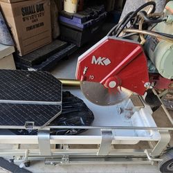  MK Diamond MK-101 series wet tile saw. 
