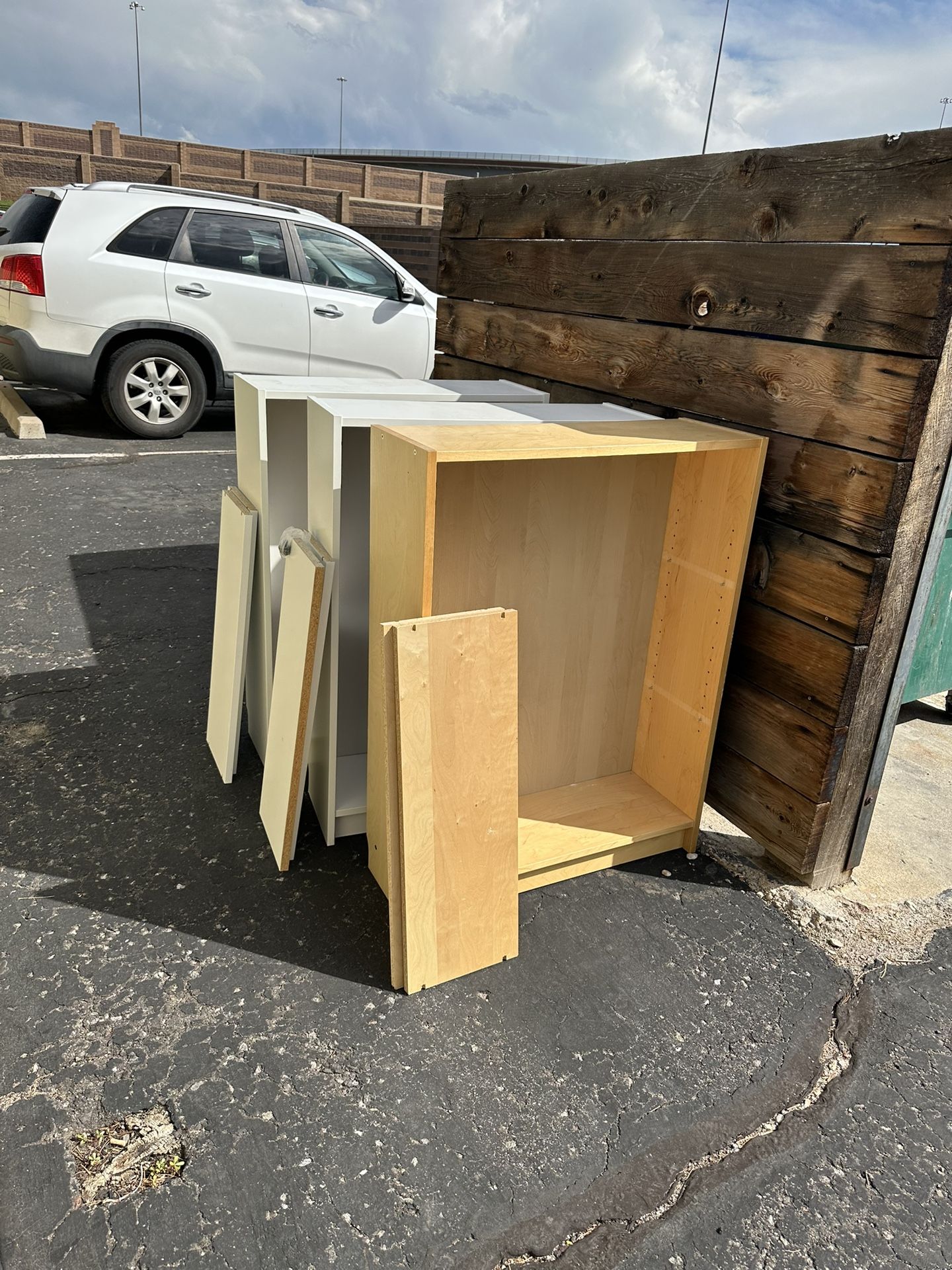 Free ikea Billy Bookshelves