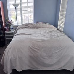 Queen Mattress Set with Box Spring and Metal Frame - Excellent Condition