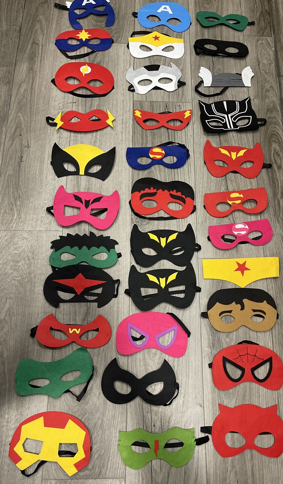 TEEHOME 33PCS Superhero Masks for Kids - Felt and Elastic Party Favors - Birthday Halloween Christmas, School Classroom Classmate Gift