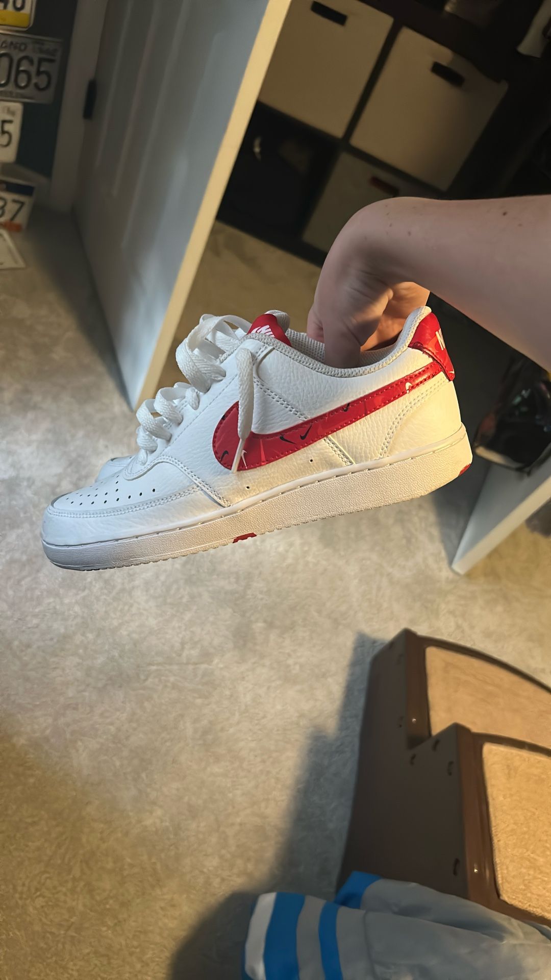 Nike Court Mids Red