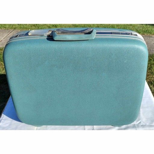 Vintage Retro Samsonite Silhouette Suitcase 21" x16" x 7" RETRO LUGGAGE ( No Key )