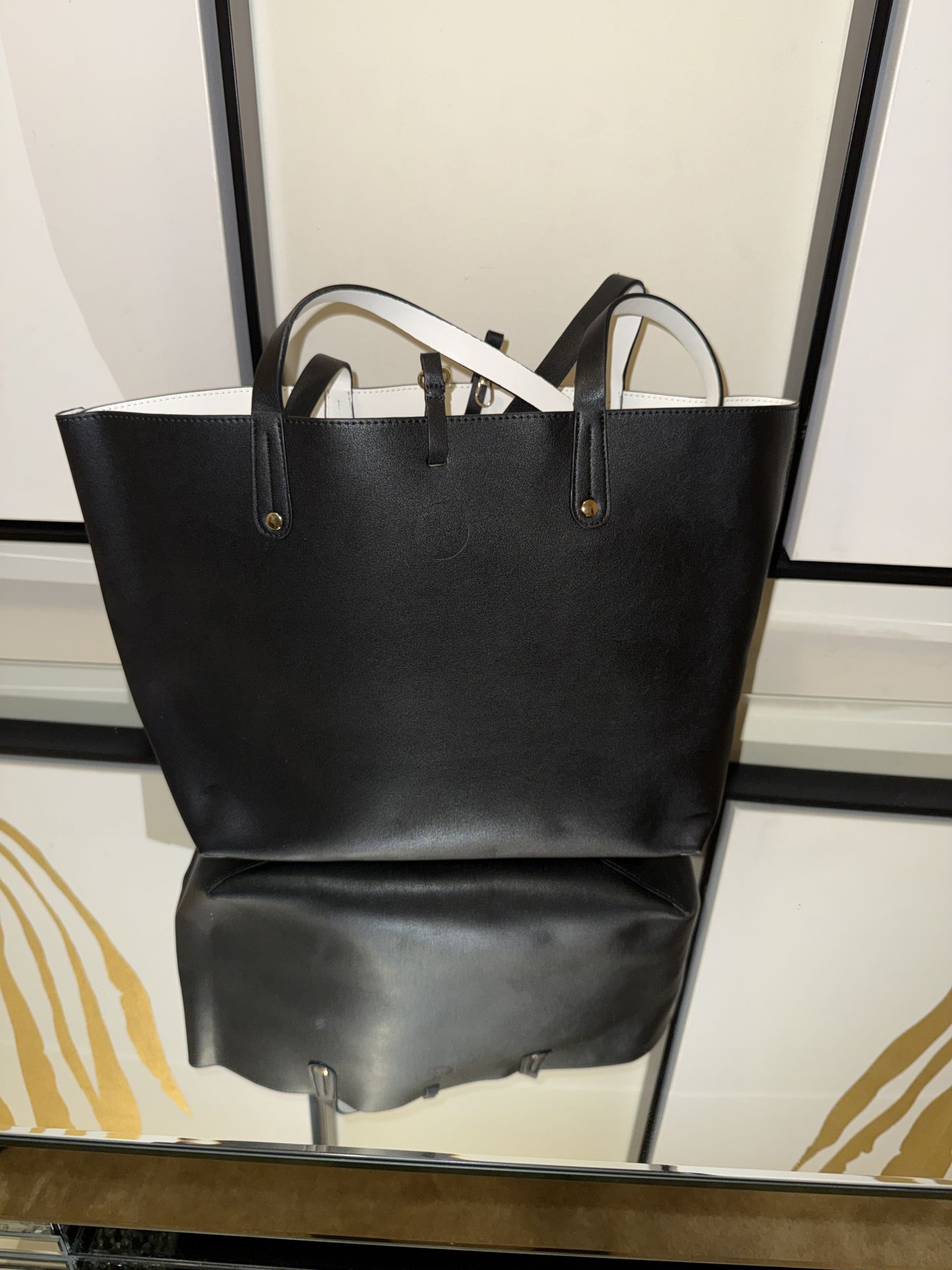 Reversible tote bag