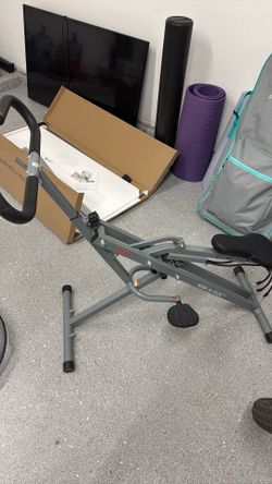 Squat machine