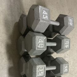 Iron dumbbell pairs: 30 + 35 + 40 + 45