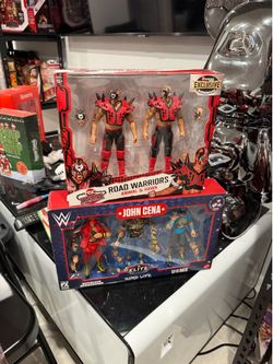Wrestling action figures lot