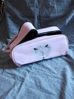 Cosmetic bag
