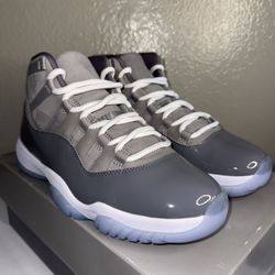 Jordan 11 - Cool Grey - Size 9