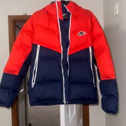 Nike Puffer Jacket Men’s (S)