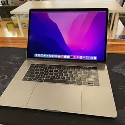 Apple Macbook PRO 2017 15” TouchBar 3.1GHZ 16GB RAM 2TB Radeon Pro 560 Graphics !!!