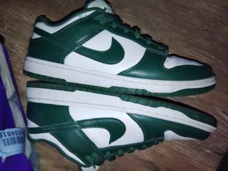 Nike Dunks Pine Green