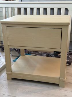 FREE-Crib & Night Stand (Description)
