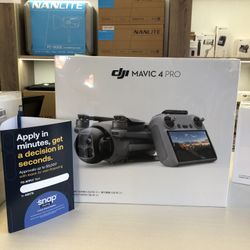 DJI Mavic 4 Pro Flymore Combo