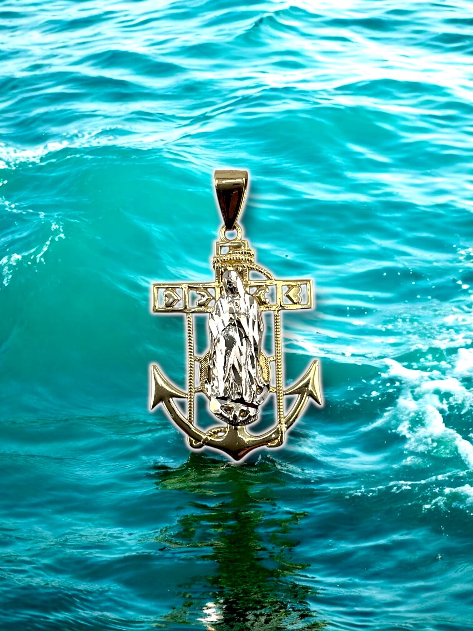 14kt 11.00g Two Tone Gold with Anchor Religious Design Pendant.