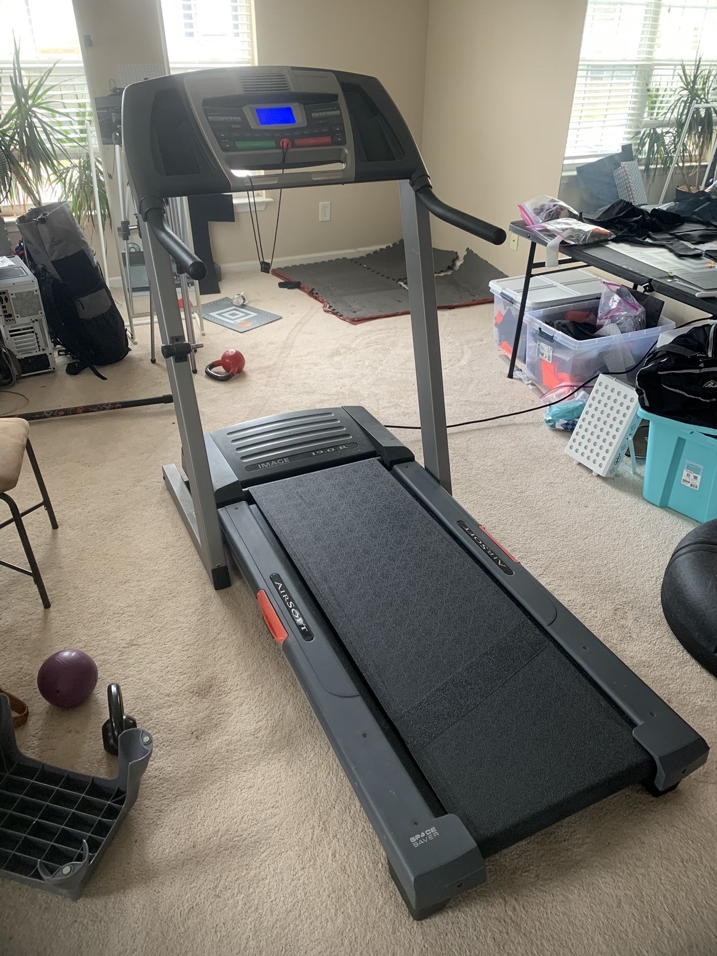Airsoft Image 19.0 R Folding Treadmill