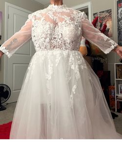 WEDDING GOWN - BRAND NEW