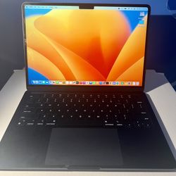 MacBook Air Midnight  LIKE NEW