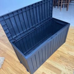 75 Gallon Large Resin Deck Box, Outdoor Lockable Storage Box with Divider for Patio Cushions Storage Furniture, Pool Supplies, Garden Tools, Weatherpr