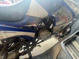 Motorcycle and mopad
