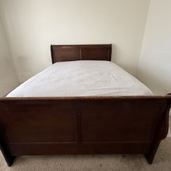 Bedroom Set For Sale